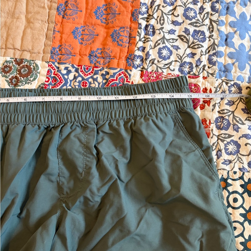 Columbia shorts size medium - Picture 11 of 13